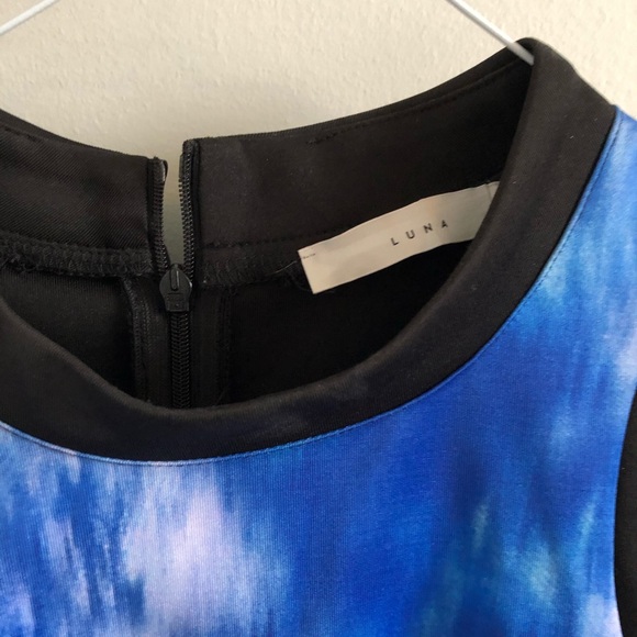 Luna Collection Dress - Picture 2 of 3